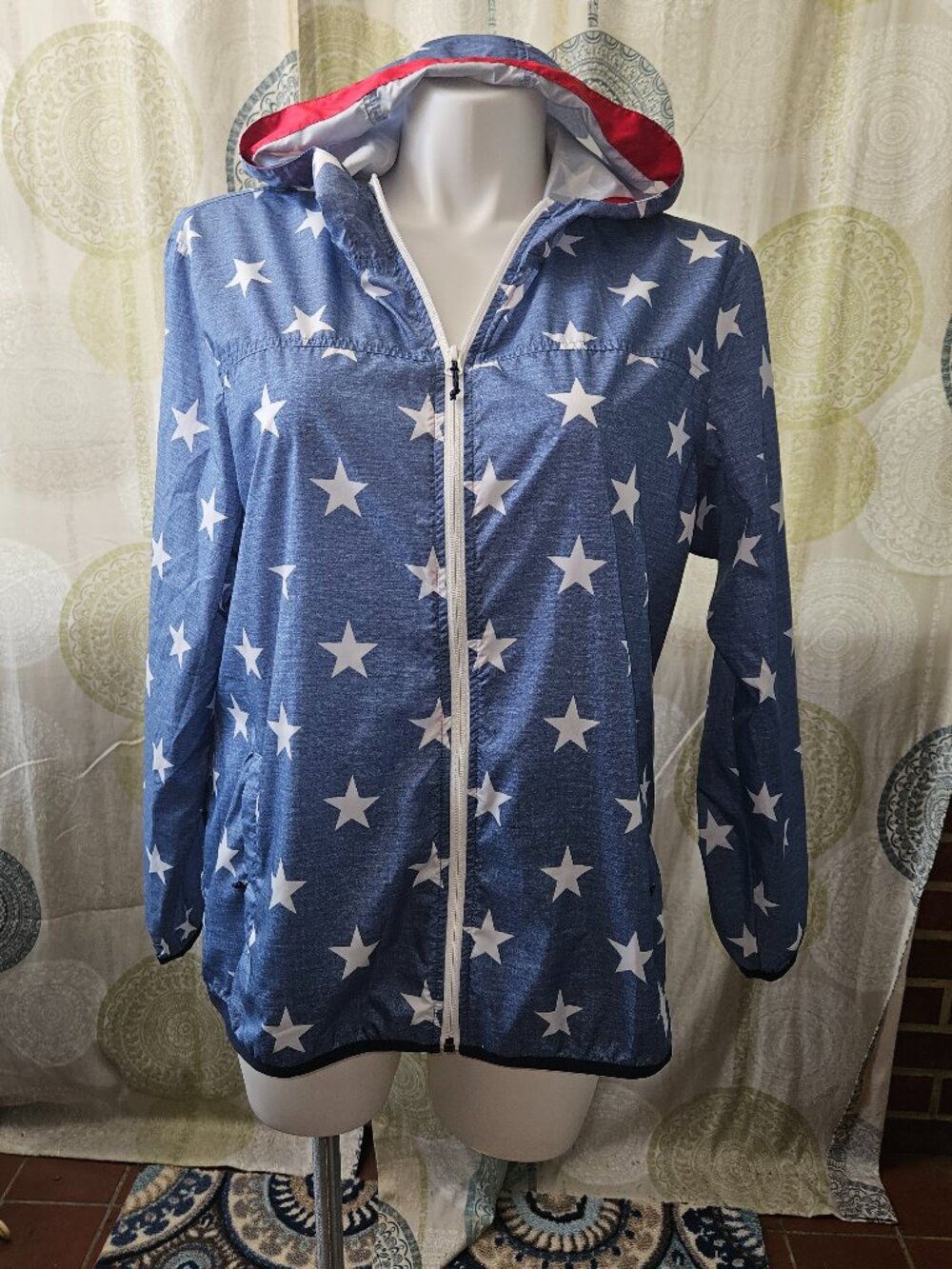 Eddie Bauer Star Print Hooded Lightweight Rain Jacket (2XL)